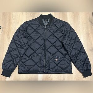 Dickies Men's Black Quilted Puffer Jacket